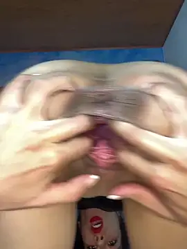 Snapshot of Anne_Robert chatting on March 7, 2:25 am Anne Robert online show from March 7, 2:25 am