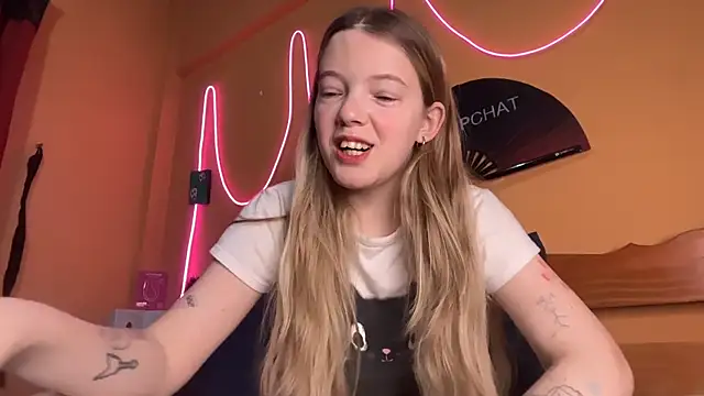 Snapshot of -veranito- chatting on December 19, 3:02 am -veranito- online show from December 19, 3:02 am