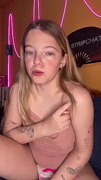 Snapshot of -veranito- chatting on January 7, 3:09 am -veranito- online show from January 7, 3:09 am