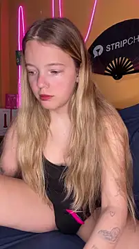 Snapshot of -veranito- chatting on January 9, 3:09 am -veranito- online show from January 9, 3:09 am