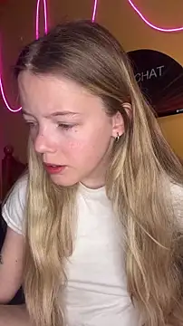 Snapshot of -veranito- chatting on January 14, 3:01 am -veranito- online show from January 14, 3:01 am