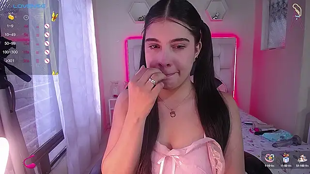 shanakendall online show from January 28, 1:38 pm