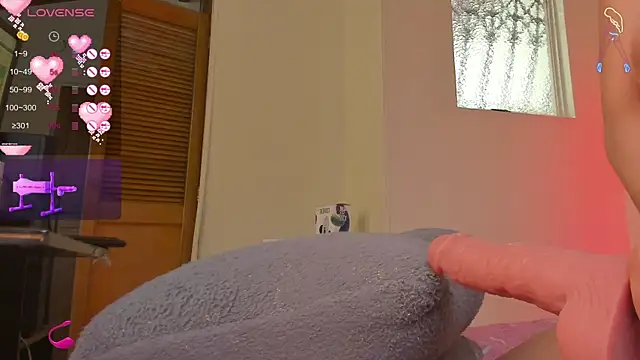 shanakendall online show from February 19, 5:27 pm