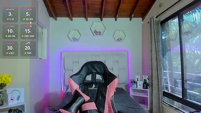 shanakendall online show from September 23, 1:58 pm