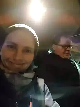 Snapshot of AnnualSunrise chatting on December 14, 6:20 pm AnnualSunrise online show from December 14, 6:20 pm