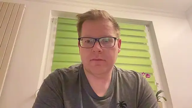 Snapshot of AnnualSunrise chatting on January 25, 9:04 pm AnnualSunrise online show from January 25, 9:04 pm