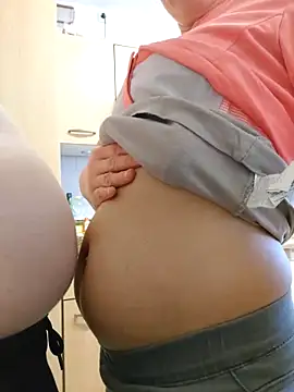 Snapshot of AnnualSunrise chatting on January 26, 12:43 pm AnnualSunrise online show from January 26, 12:43 pm