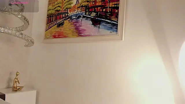 Snapshot of _Eurekaa_ chatting on February 9, 12:06 am Eurekaa online show from February 9, 12:06 am