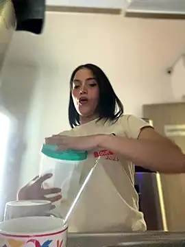 Snapshot of _Eurekaa_ chatting on September 20, 1:28 am Eurekaa online show from September 20, 1:28 am