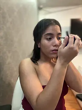 Snapshot of _Eurekaa_ chatting on February 12, 3:23 am Eurekaa online show from February 12, 3:23 am