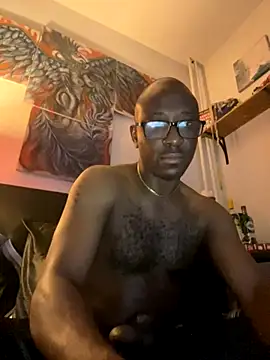 Snapshot of KingB8r chatting on September 30, 3:33 am KingB8r online show from September 30, 3:33 am