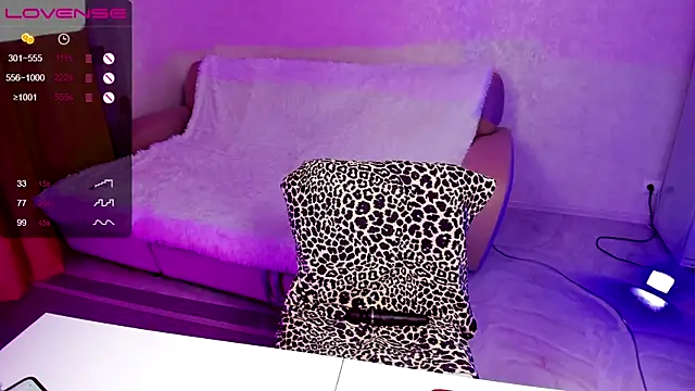 Rose-Baby online show from December 13, 4:38 pm