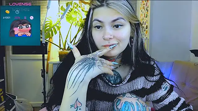 jelya sg online show from December 16, 2:05 pm