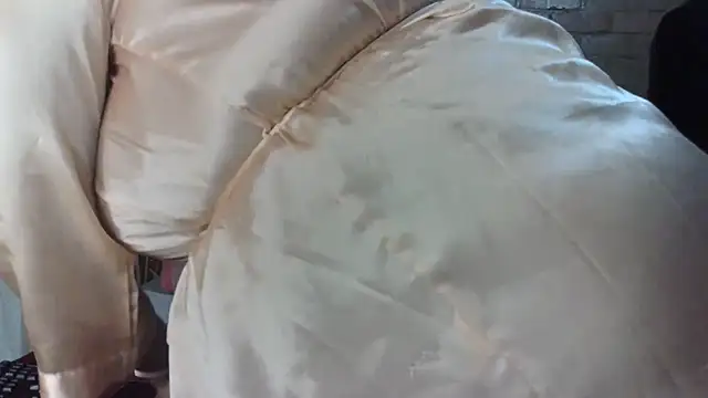 Snapshot of DIRTIENASTY chatting on March 3, 6:37 am DIRTIENASTY online show from March 3, 6:37 am