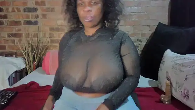 Snapshot of DIRTIENASTY chatting on March 12, 12:36 pm DIRTIENASTY online show from March 12, 12:36 pm