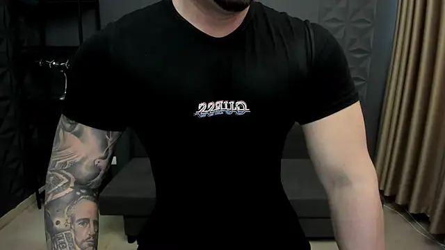 Snapshot of TonyWilcox chatting on January 22, 9:35 am TonyWilcox online show from January 22, 9:35 am