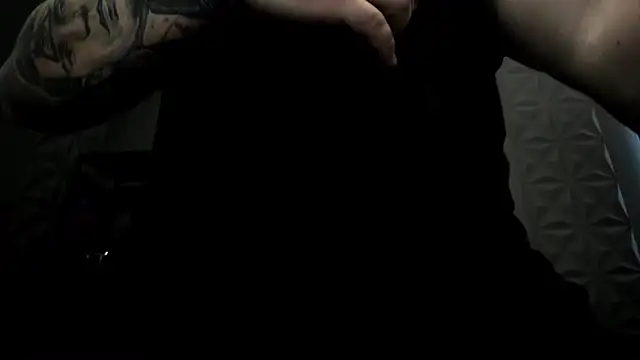 Snapshot of TonyWilcox chatting on January 27, 12:16 pm TonyWilcox online show from January 27, 12:16 pm