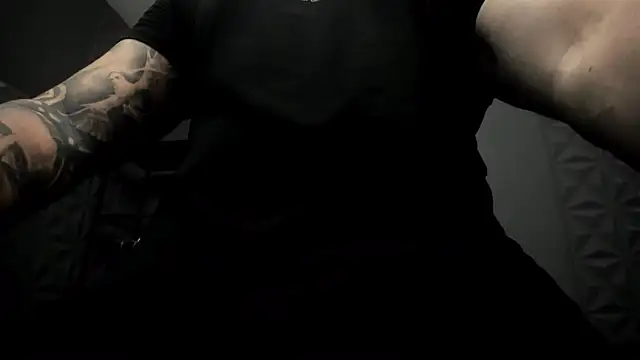 Snapshot of TonyWilcox chatting on January 28, 12:00 pm TonyWilcox online show from January 28, 12:00 pm