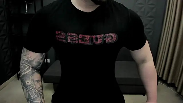 Snapshot of TonyWilcox chatting on February 28, 2:20 pm TonyWilcox online show from February 28, 2:20 pm