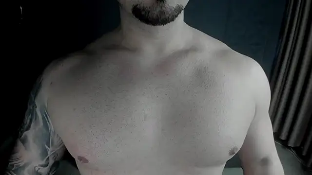 Snapshot of TonyWilcox chatting on March 13, 11:08 am TonyWilcox online show from March 13, 11:08 am