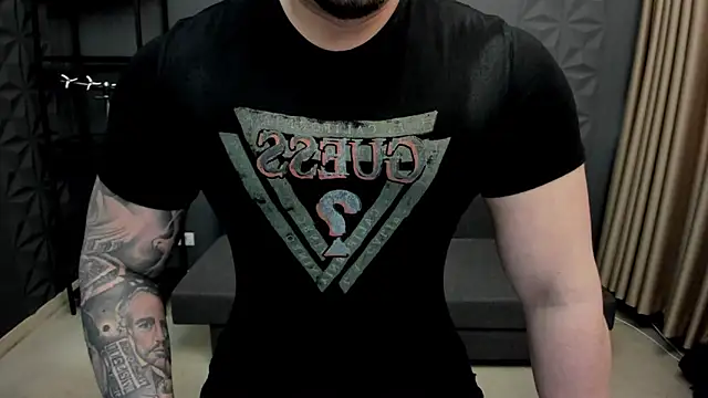 Snapshot of TonyWilcox chatting on March 16, 5:25 am TonyWilcox online show from March 16, 5:25 am