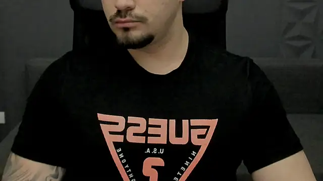 TonyWilcox online show from January 19, 5:44 am