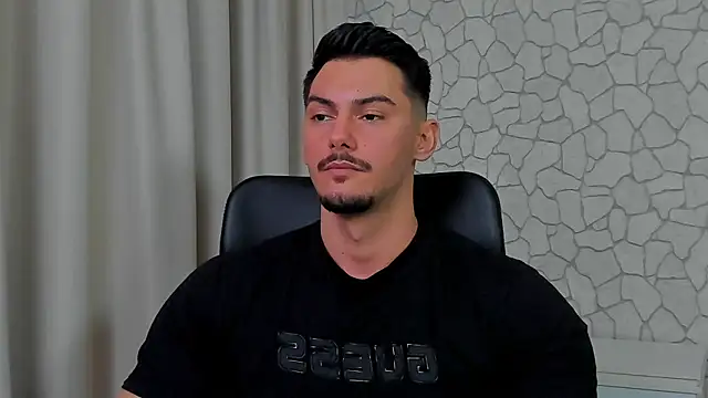 Snapshot of ClintMasters chatting on February 5, 6:13 am ClintMasters online show from February 5, 6:13 am