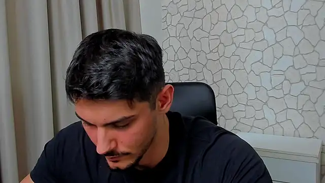 Snapshot of ClintMasters chatting on February 17, 10:07 am ClintMasters online show from February 17, 10:07 am