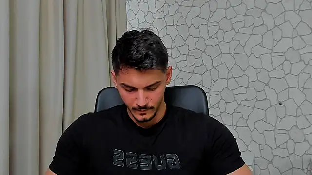 Snapshot of ClintMasters chatting on February 21, 9:24 am ClintMasters online show from February 21, 9:24 am