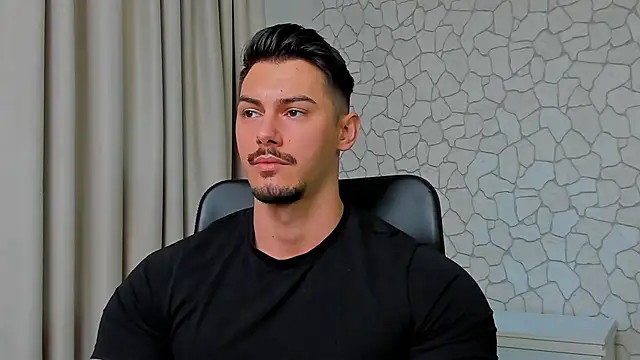 Snapshot of ClintMasters chatting on March 4, 5:42 am ClintMasters online show from March 4, 5:42 am