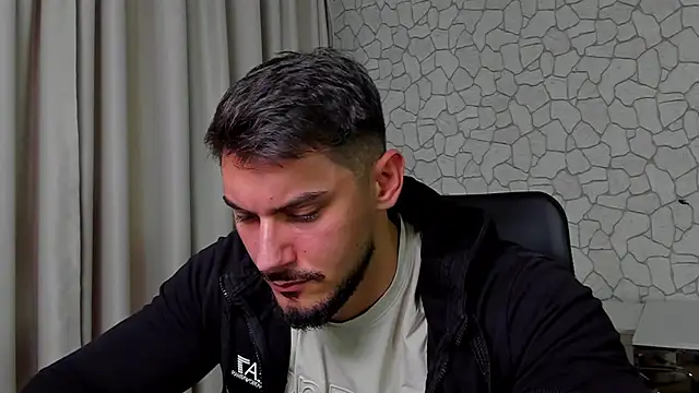 Snapshot of ClintMasters chatting on October 19, 5:30 am ClintMasters online show from October 19, 5:30 am