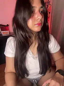 Snapshot of xSelena chatting on March 22, 4:56 am xSelena online show from March 22, 4:56 am