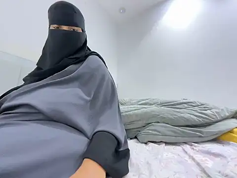 Submissive Arab online show from December 30, 6:38 pm