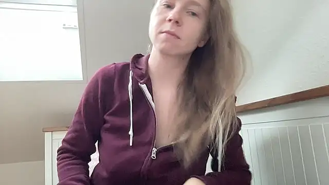 SweetLucy96 online show from December 22, 9:11 am