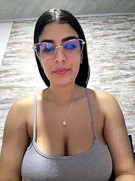  Niah  online show from October 10, 11:15 pm