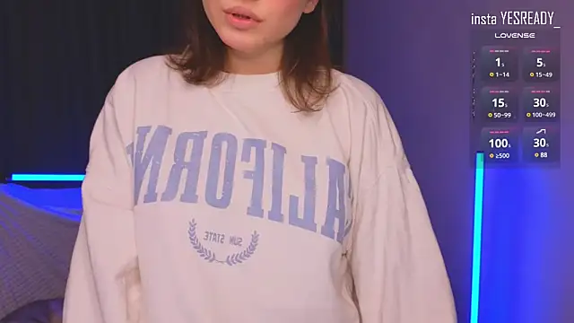 Eva Doo online show from December 4, 2:26 pm