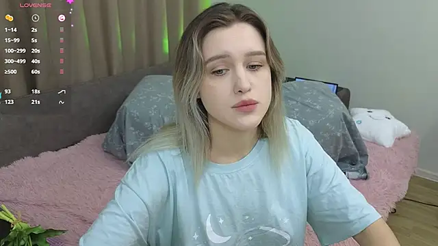 Snapshot of dusyastar chatting on February 26, 2:57 pm dusyastar online show from February 26, 2:57 pm