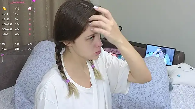 Snapshot of dusyastar chatting on October 30, 10:06 am dusyastar online show from October 30, 10:06 am