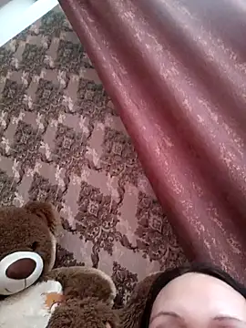 Snapshot of LeilaSaint chatting on October 28, 7:45 am LeilaSaint online show from October 28, 7:45 am