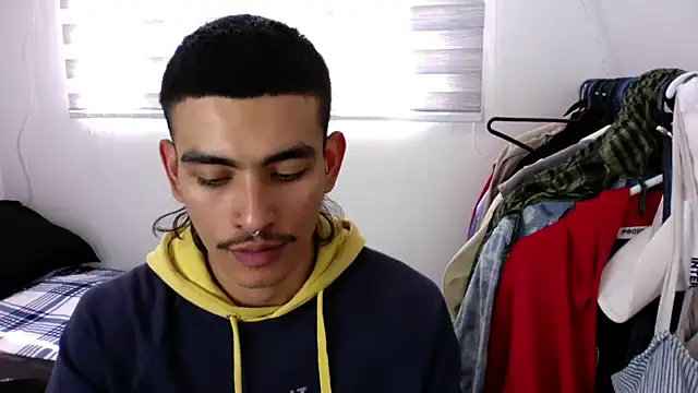 sorry-mom69 online show from September 20, 7:59 pm