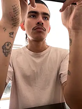 sorry-mom69 online show from October 18, 5:35 pm