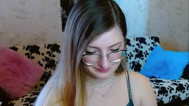 Snapshot of Arielsssplash chatting on September 10, 6:46 am Arielsssplash online show from September 10, 6:46 am