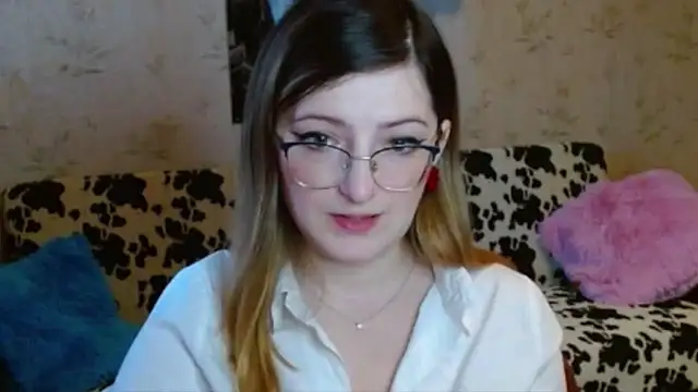 Snapshot of Arielsssplash chatting on October 16, 6:47 am Arielsssplash online show from October 16, 6:47 am