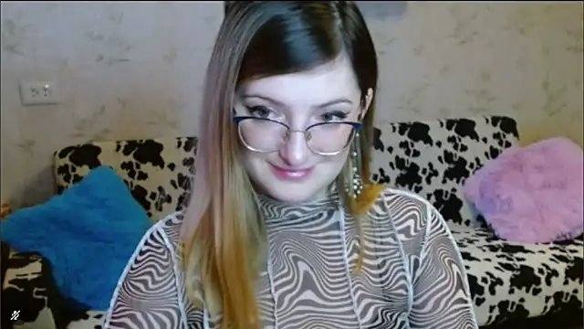 Snapshot of Arielsssplash chatting on October 21, 6:58 am Arielsssplash online show from October 21, 6:58 am