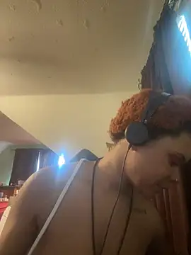 Snapshot of nickytheehawtie chatting on February 19, 3:08 pm nickytheehawtie online show from February 19, 3:08 pm