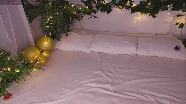 Snapshot of Elfa_Mirielle chatting on October 15, 6:57 am Elfa Mirielle online show from October 15, 6:57 am