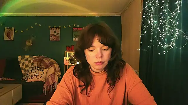 ClancyMorissey online show from April 21, 4:56 pm