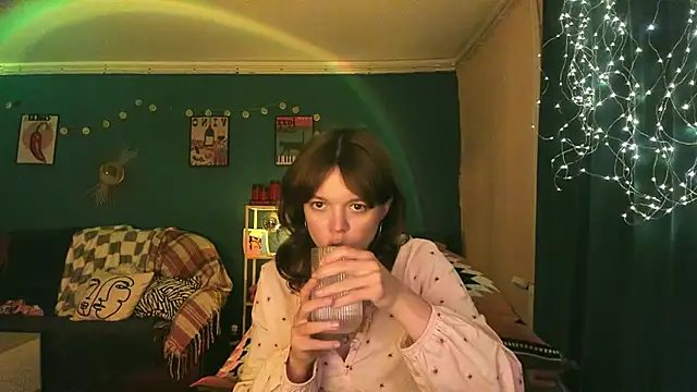 ClancyMorissey online show from June 5, 7:19 pm