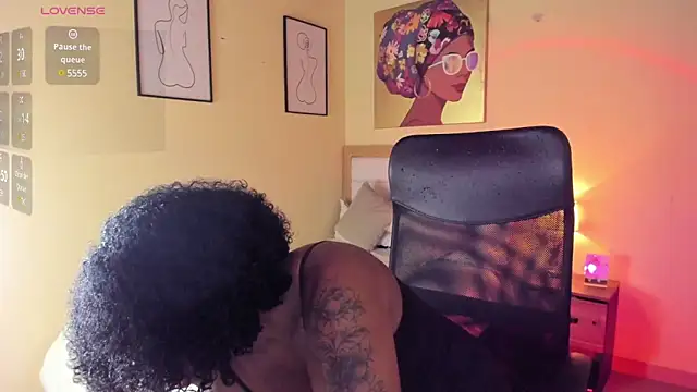 AitanaBrown  online show from February 24, 10:47 pm