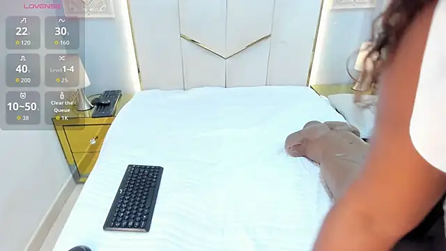 madycarter online show from March 21, 8:23 pm